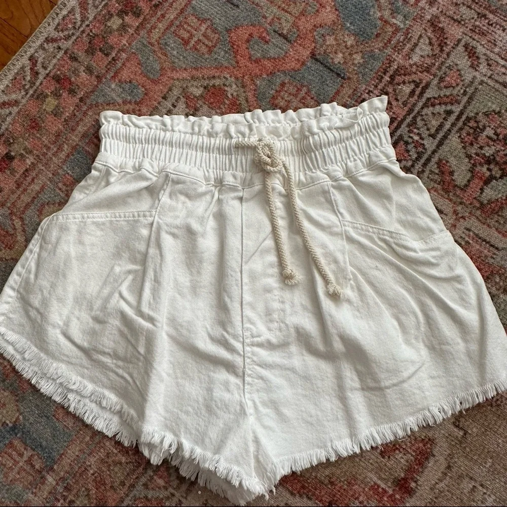 White denim Shorts high waisted S mustard seed high waisted drawstring - Picture 1 of 5